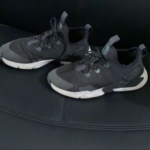 Boys Nike Tennis shoes